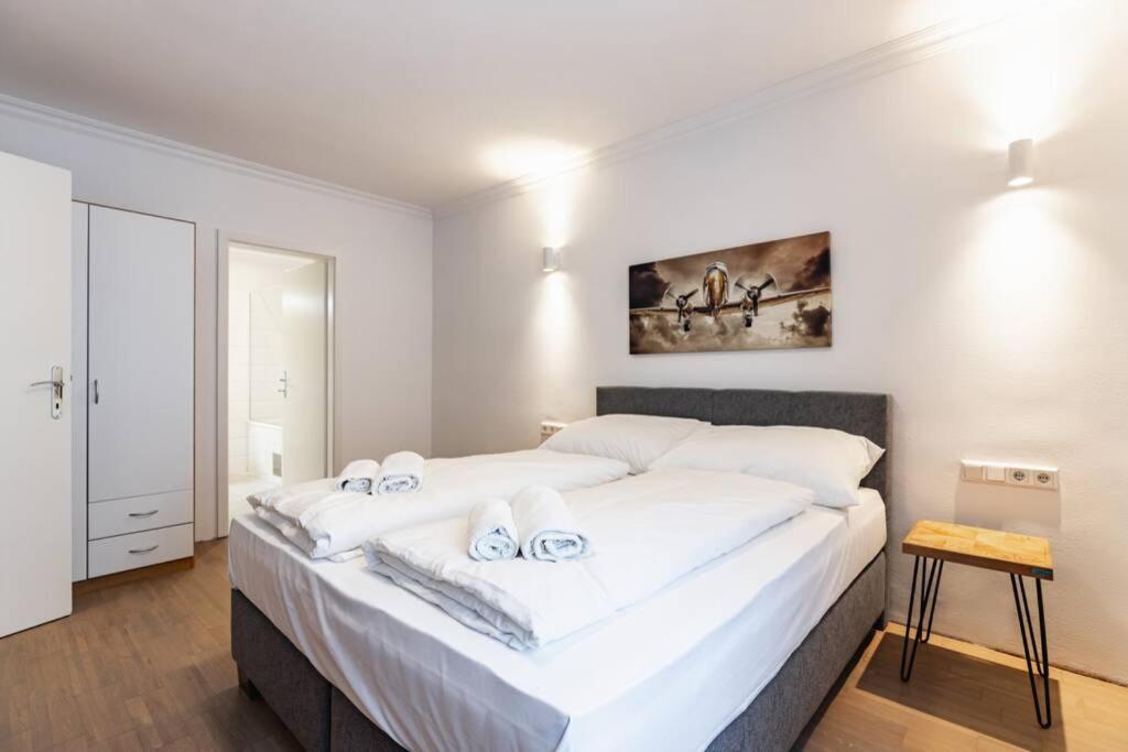 Chic One-bedroom With King-size Bed, Nestled In Vienna's Vibrant Heart Apartamento